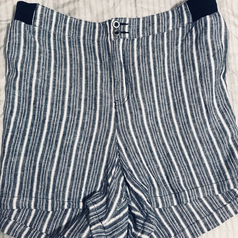 Lane Bryant navy and white linen striped shorts